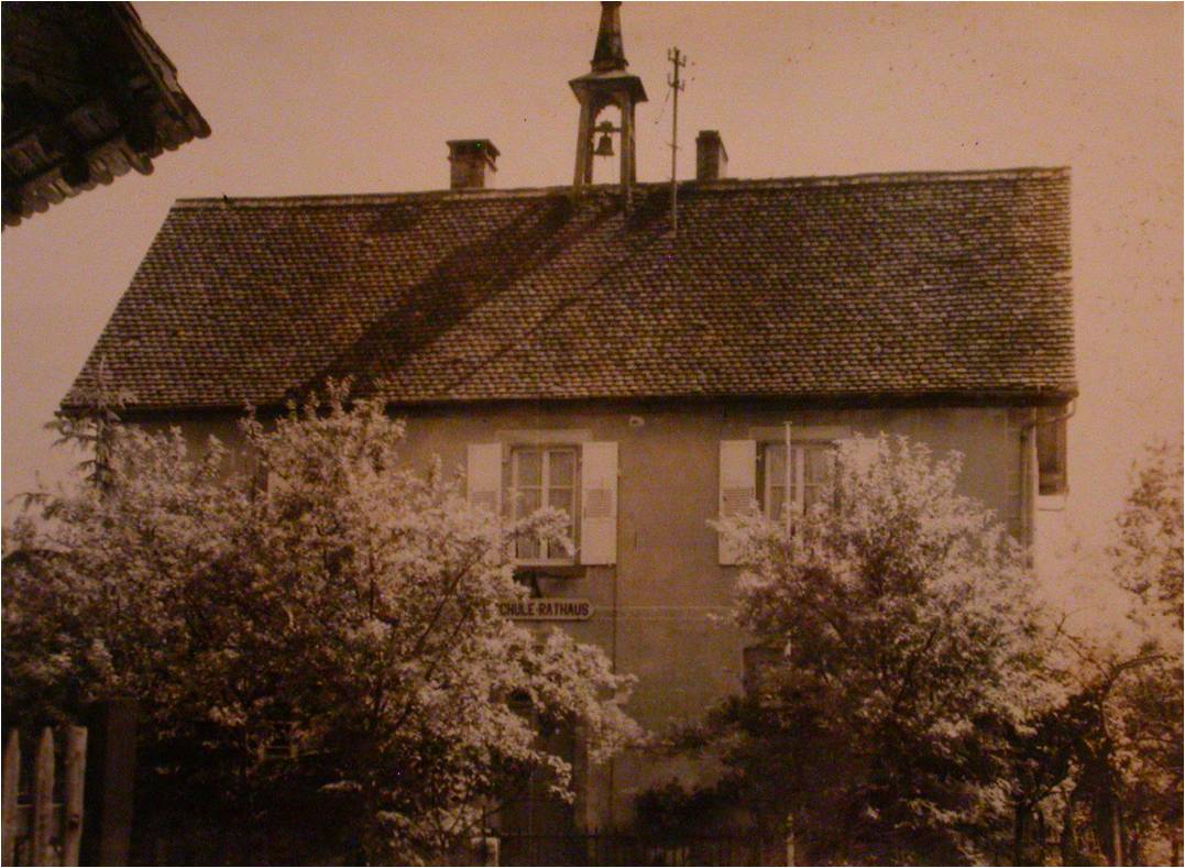 Ecole 1942